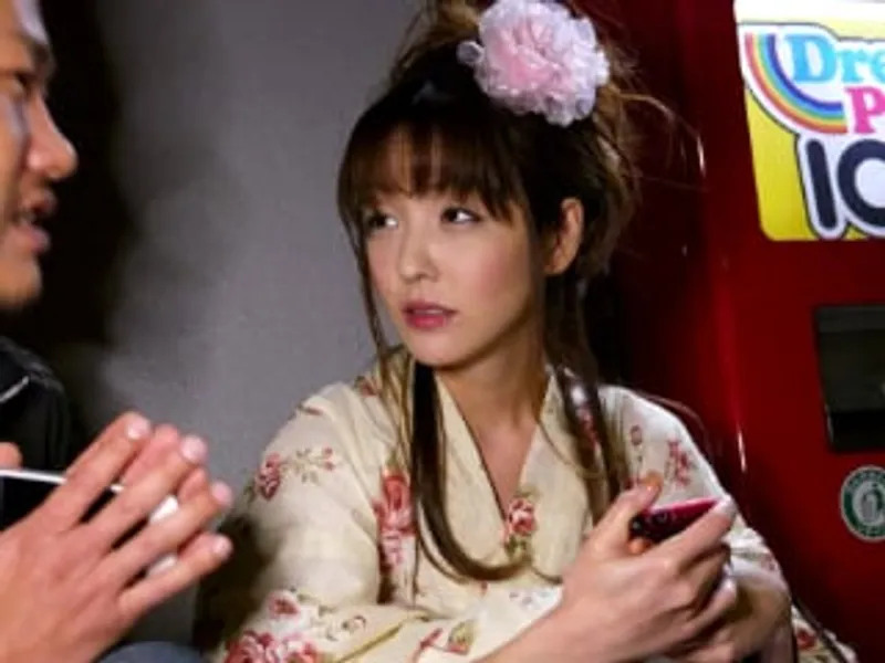 Giận gã chồng bỏ ra ngoài đường, người vợ dễ dãi về nhà trai lạ để "tâm sự"